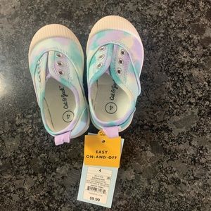 Girls easy on-and-off shoes size 4